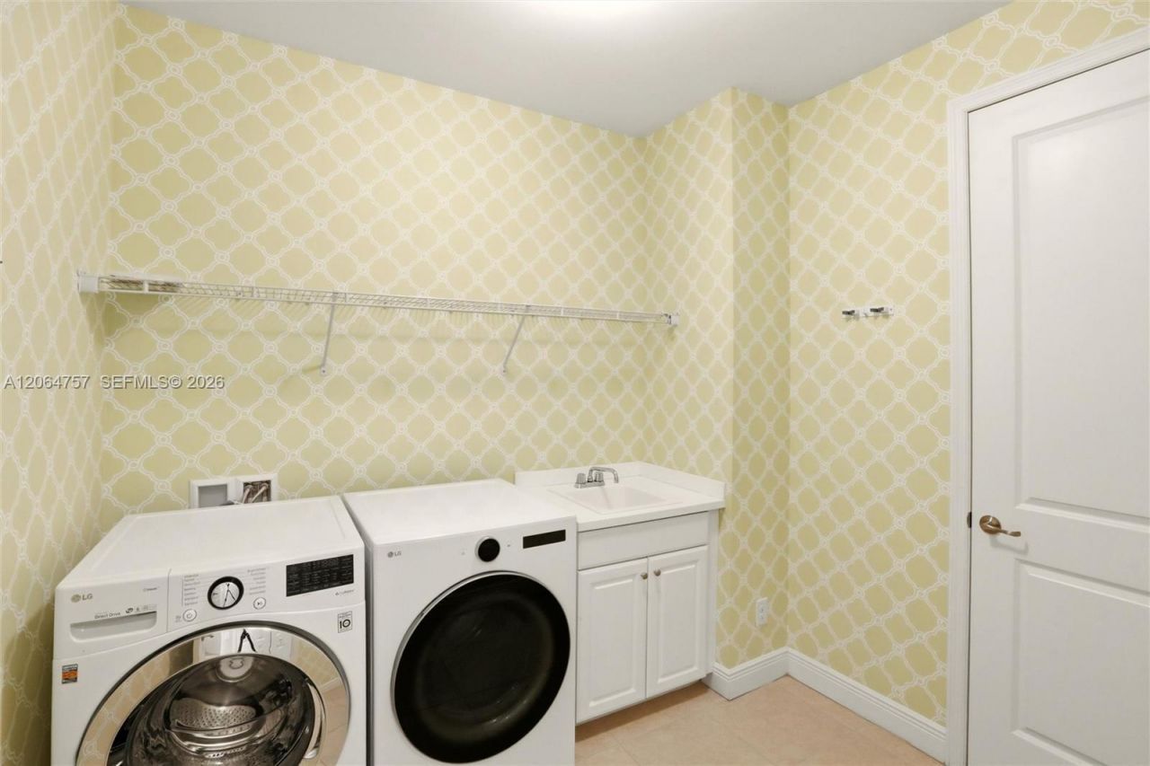8554 Big Mangrove Dr, Fort Myers, FL 33908 Photo