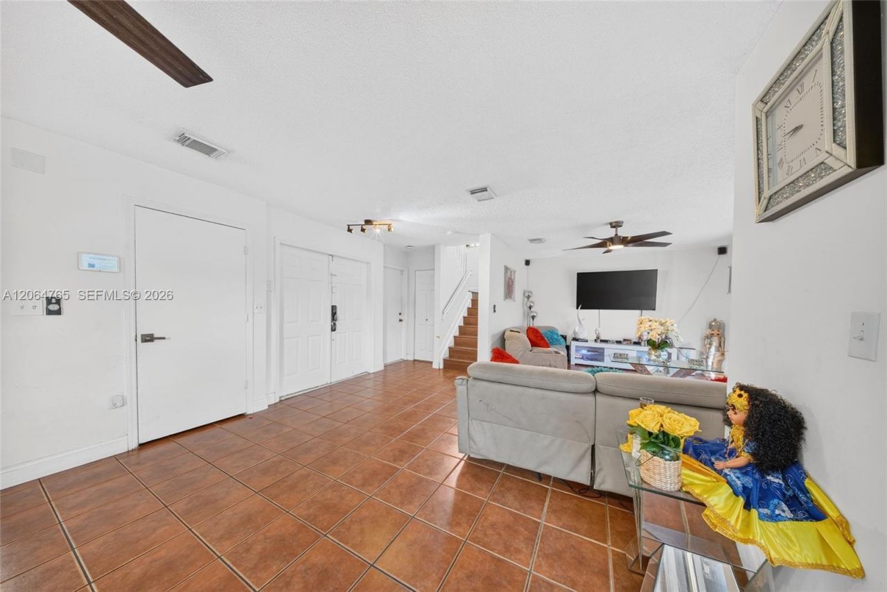 14137 SW 164th Ter, Miami, FL 33177 Photo