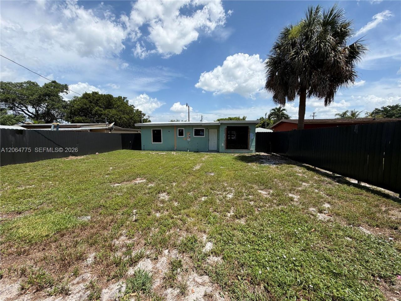 2732 NW 5th St, Pompano Beach, FL 33069 Photo