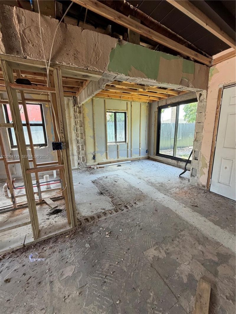 2732 NW 5th St, Pompano Beach, FL 33069 Photo