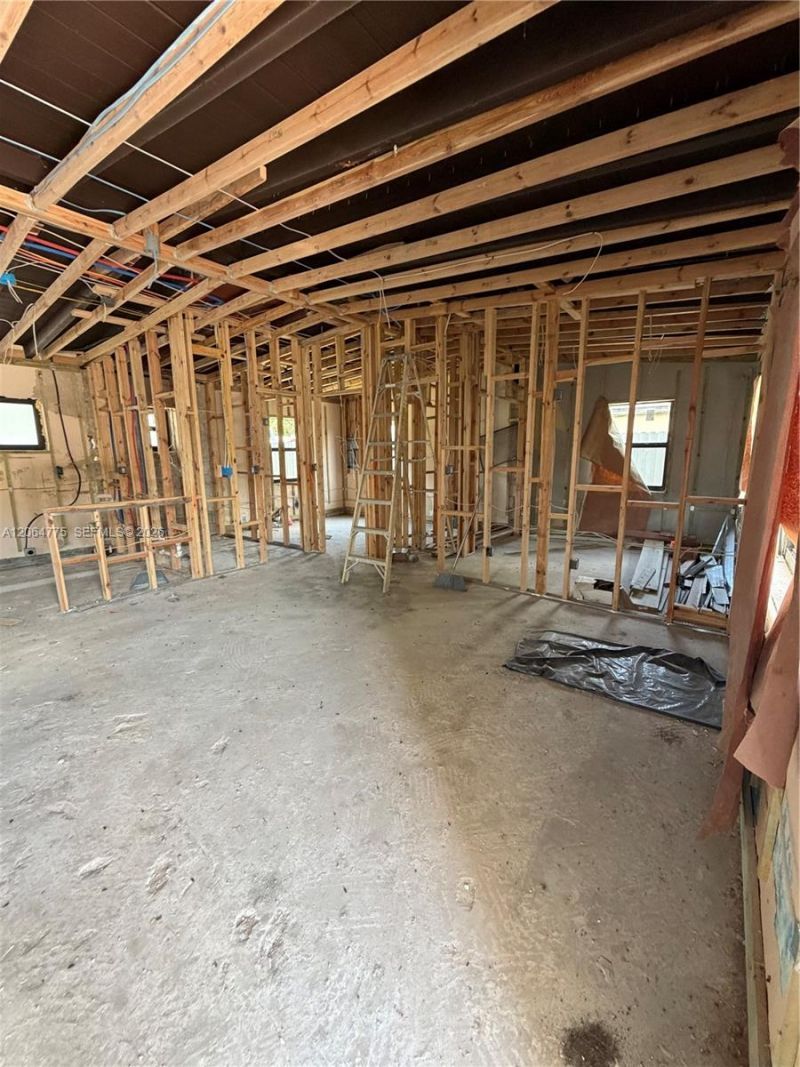 2732 NW 5th St, Pompano Beach, FL 33069 Photo