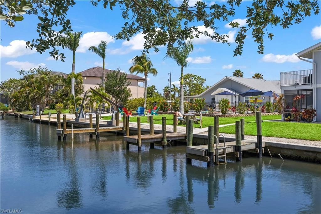 12200/12210 Shoreview Dr, Cape Coral, FL 33993 Photo
