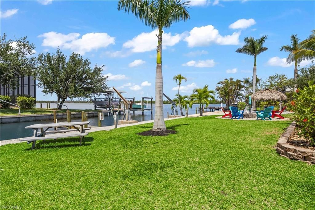 12200/12210 Shoreview Dr, Cape Coral, FL 33993 Photo
