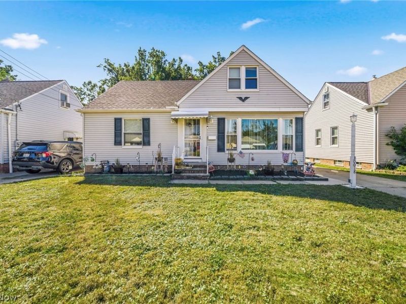 30018 Truman Avenue, Wickliffe, OH 44092 Photo 1