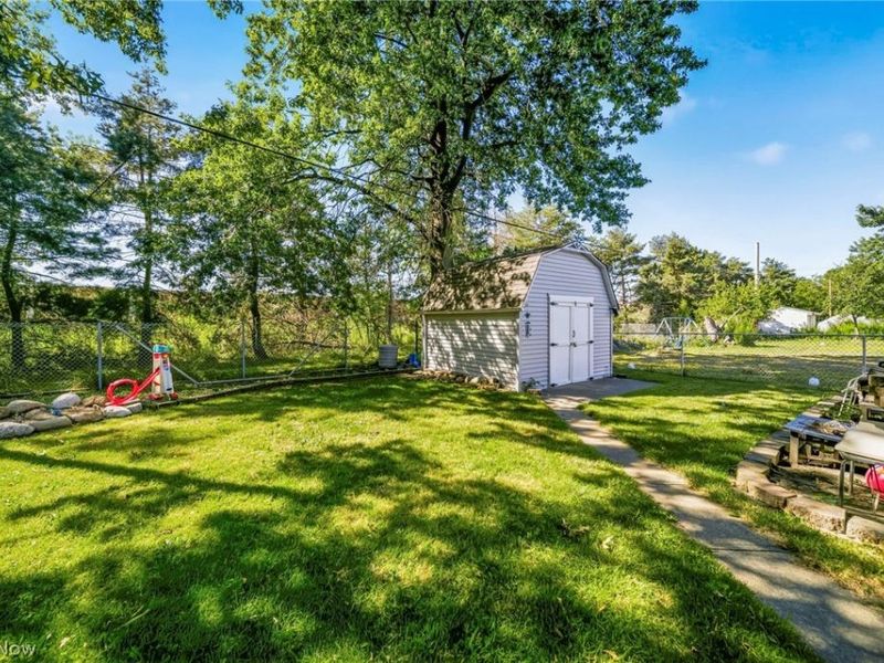 30018 Truman Avenue, Wickliffe, OH 44092 Photo 30