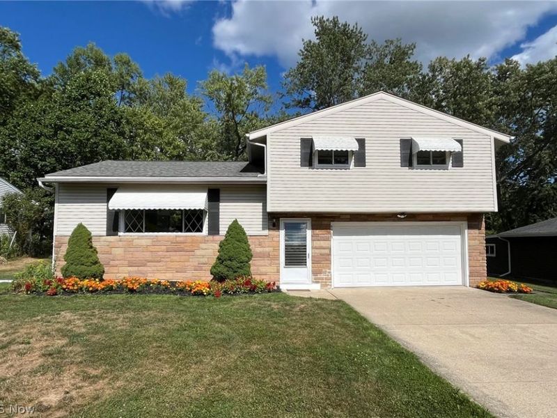 9909 Cynthia Drive , Twinsburg, OH 44087 Photo 1