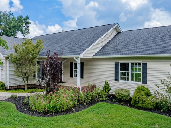 3907 Skyland Drive, Kingsport, TN 37664