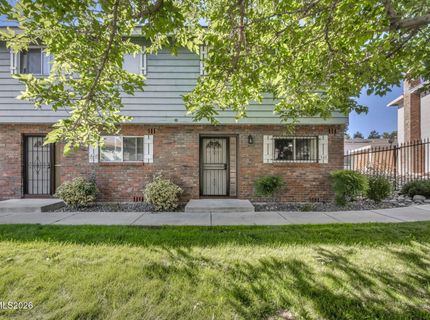541 Smithridge Park, Reno, NV 89502 Photo