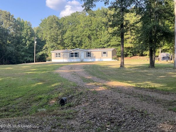 9107 Myrleville Road, Benton, MS 39039