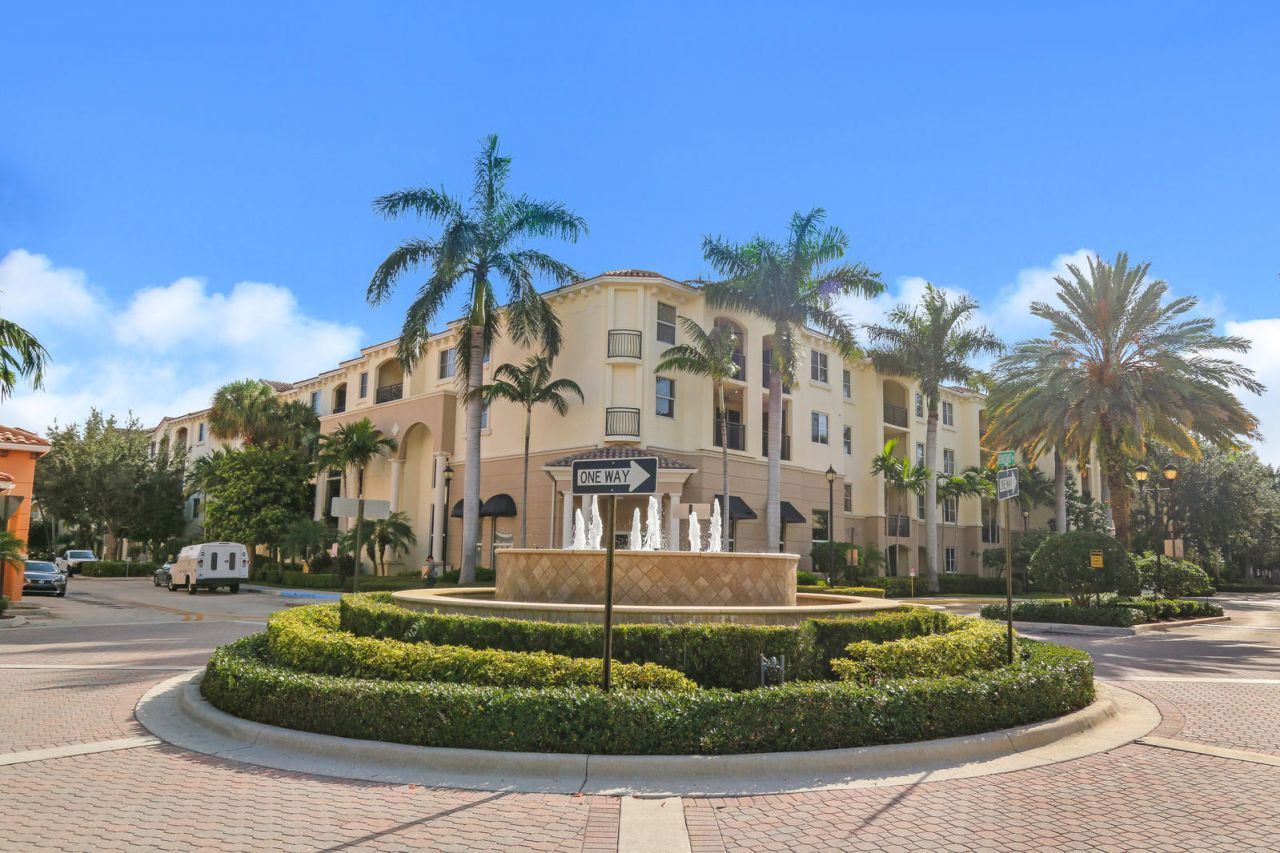 1218 Renaissance Way, Unit 218, Boynton Beach, FL 33426 Photo