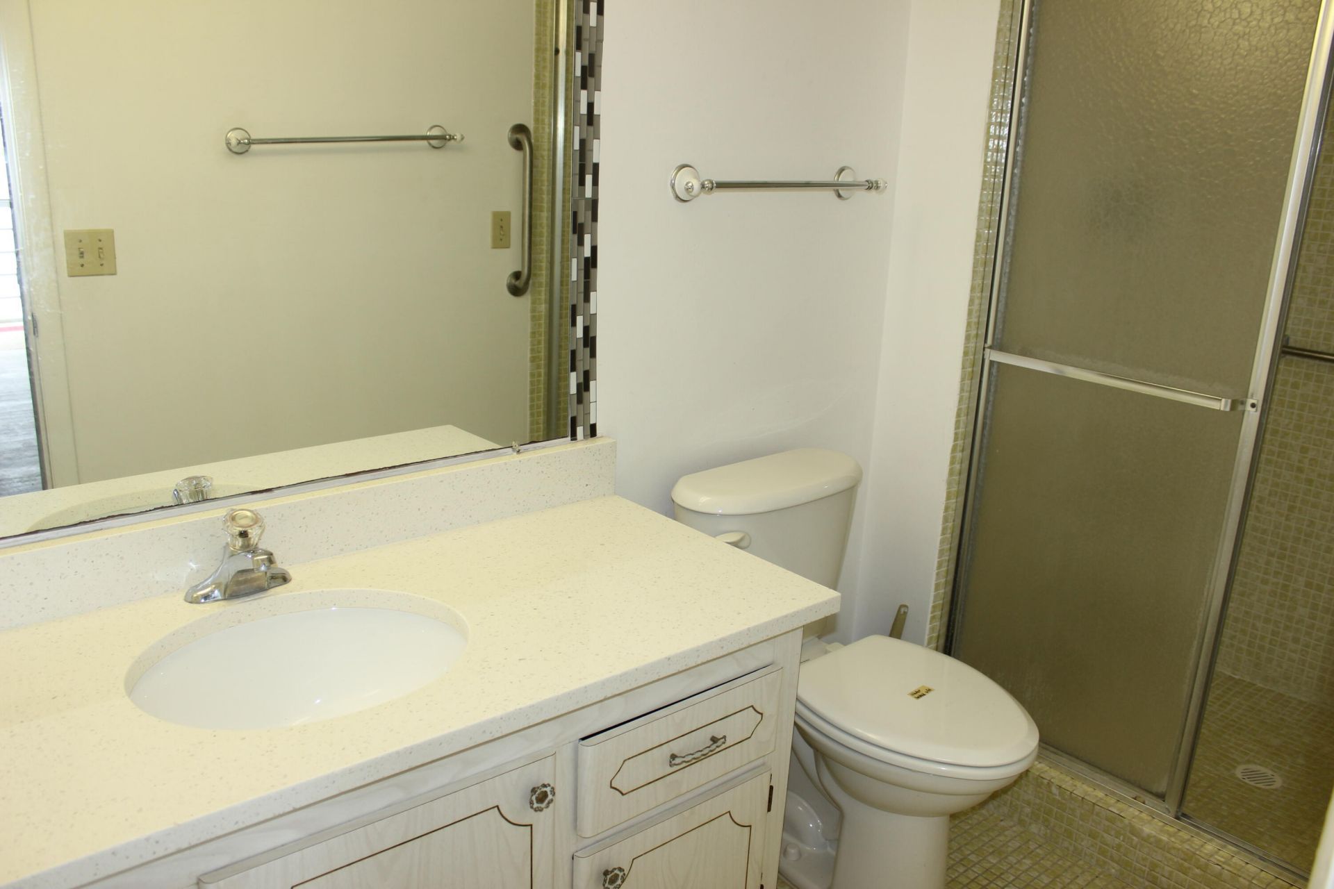 35 Somerset B, Unit 35, West Palm Beach, FL 33417 Photo