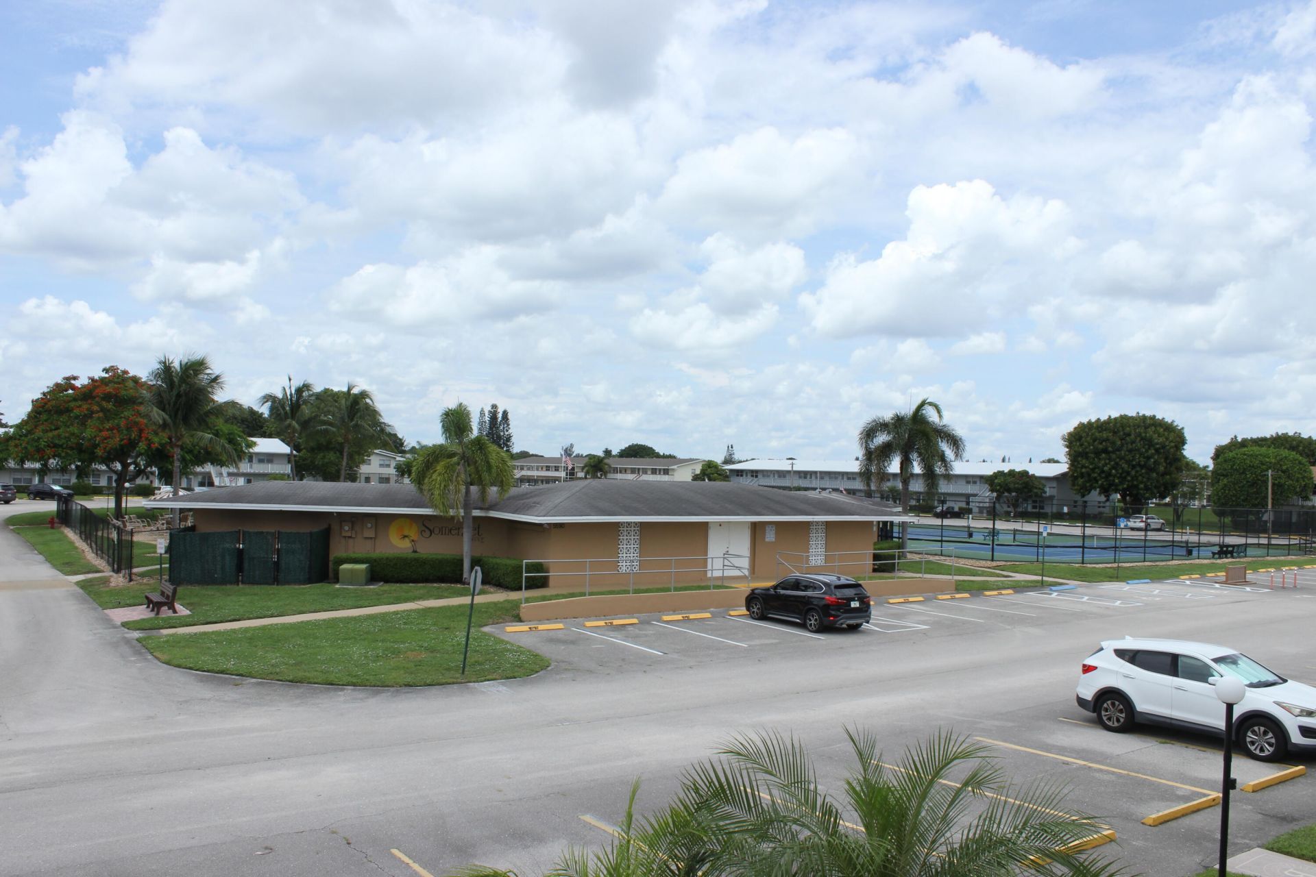 35 Somerset B, Unit 35, West Palm Beach, FL 33417 Photo