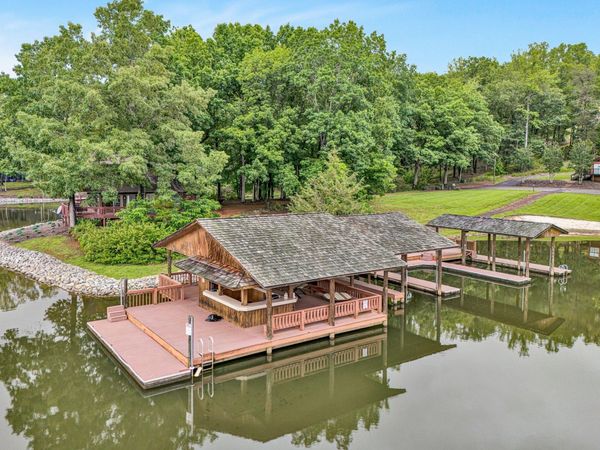 Lot 10 Red Barn LN , Wirtz, VA 24184