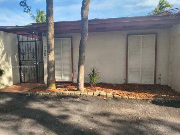 7001 S Loch Isle Dr S , Unit 7001, Miami Lakes, FL 33014