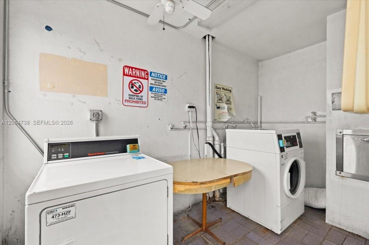 447 NE 195 Th St , Unit 414, Miami, FL 33179 Photo