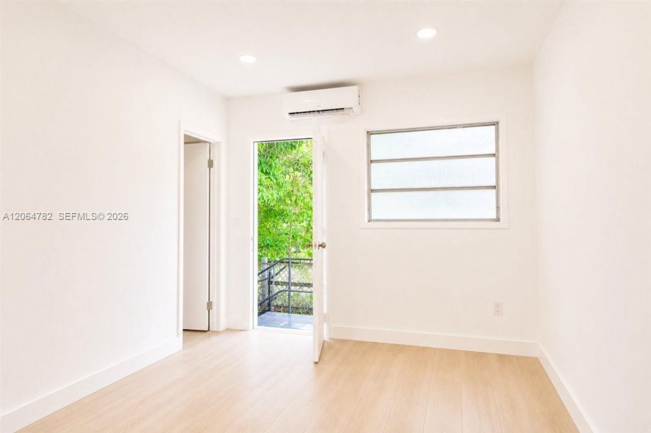 355 NE 55th Ter, Unit 1, Miami, FL 33137 Photo