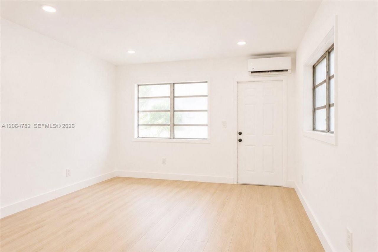 355 NE 55th Ter, Unit 1, Miami, FL 33137 Photo