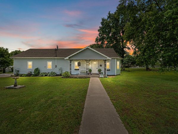 322 E Drive Street, Clever, MO 65631