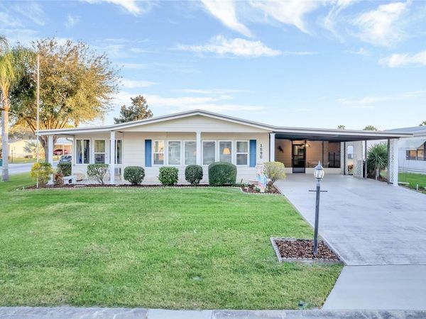 1690 NASSAU CIRCLE , TAVARES, FL 32778