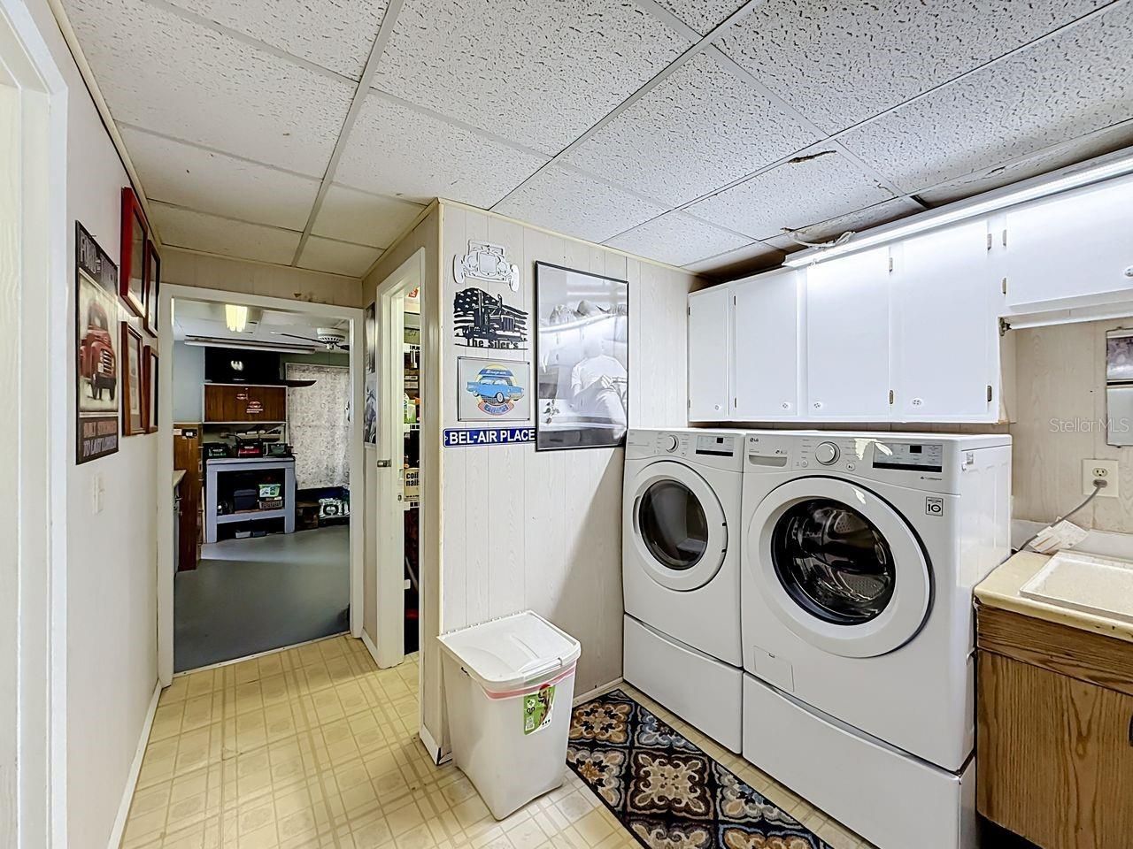 1690 Nassau Circle , Tavares, FL 32778 Photo