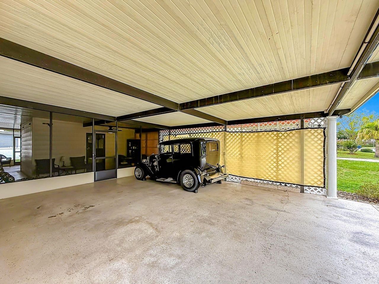 1690 Nassau Circle , Tavares, FL 32778 Photo