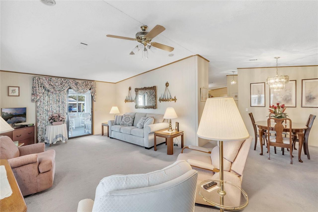 1690 Nassau Circle , Tavares, FL 32778 Photo