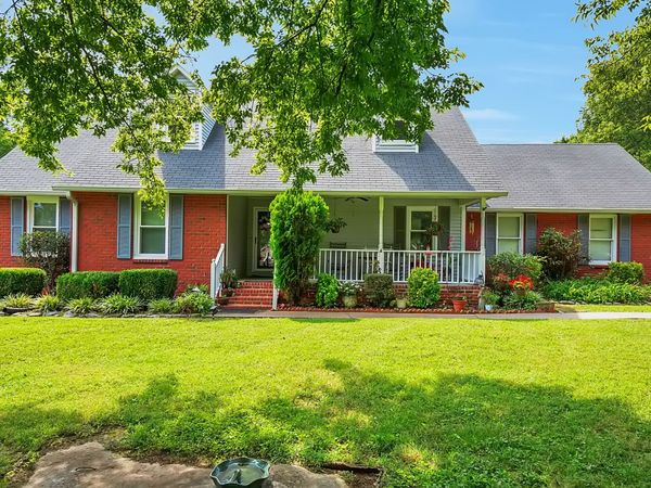 238 Peebles Dr , Smyrna, TN 37167