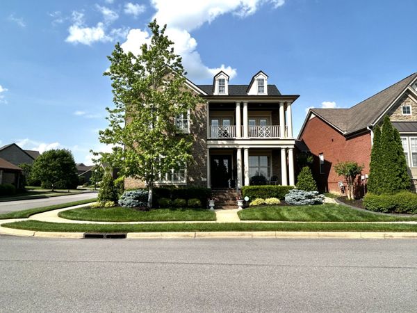 1652 Kelvington Blvd , Gallatin, TN 37066