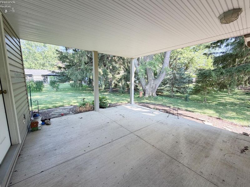 1107 Columbia Avenue, Port Clinton, OH 43452 Photo 29