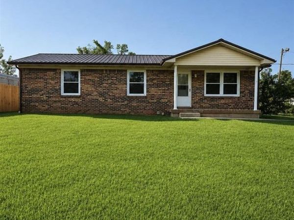 135 L and N Turnpike , Munfordville, KY 42765