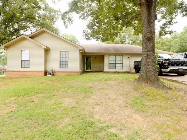 1 Deer Creek Cove, Jacksonville, AR 72076