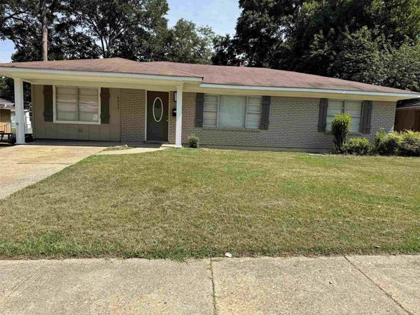 2202 Helena St, El Dorado, AR 71730