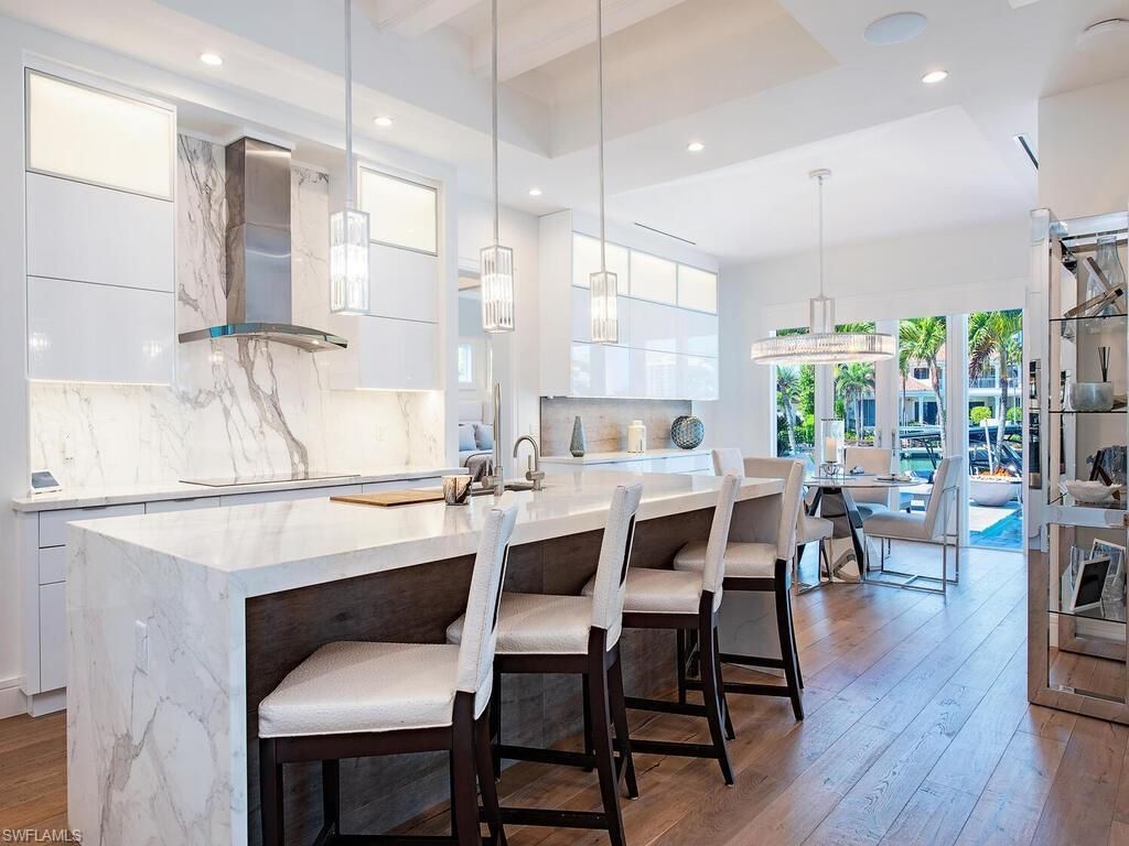 3801 Crayton Rd , Naples, FL 34103 Photo