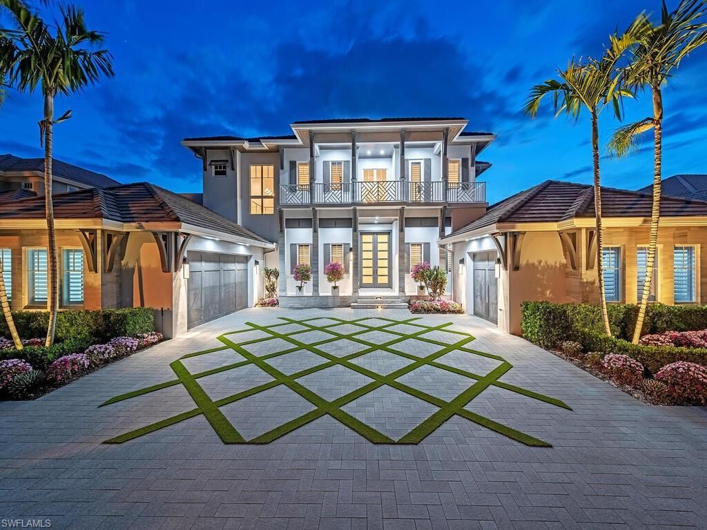 3801 Crayton Rd , Naples, FL 34103 Photo