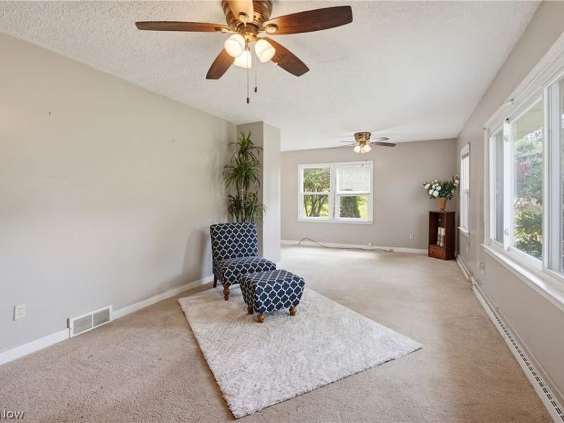 7091 Akron Avenue NW, New Franklin, OH 44614 Photo 3