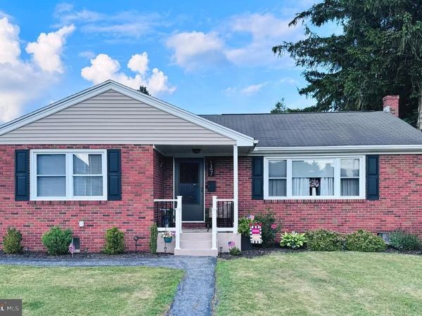 147 S WYLAM STREET , FRACKVILLE, PA 17931
