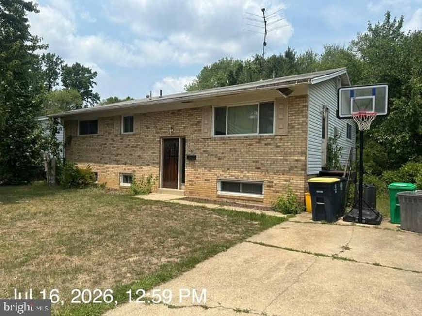 6002 Ladd Road , Suitland, MD 20746 Main Photo