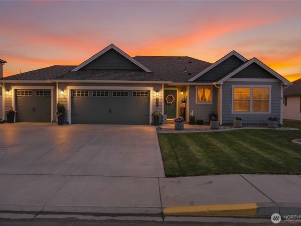 906 3rd Avenue NE, Quincy, WA 98848
