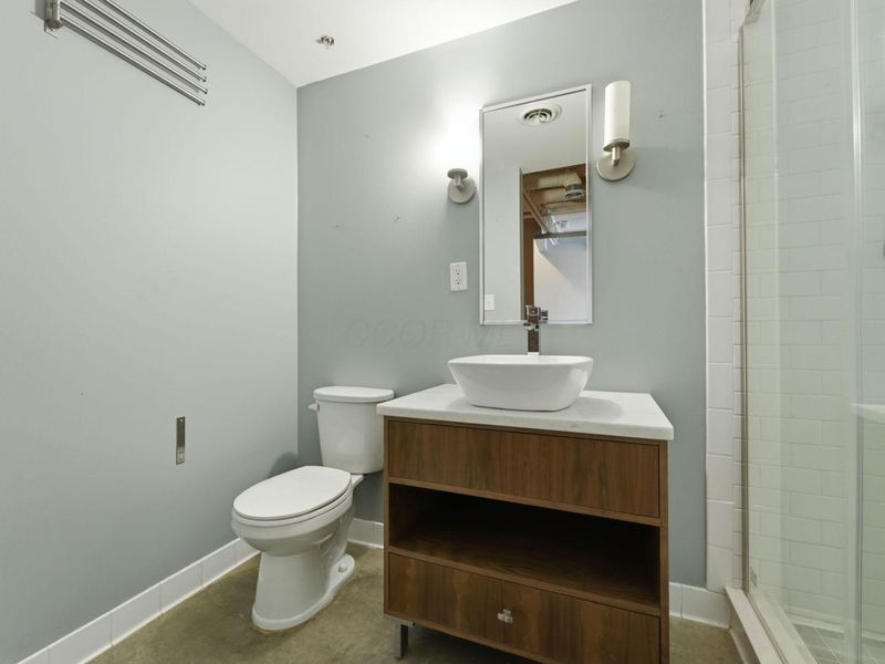 367 Auden Avenue, Unit 304, Columbus, OH 43215 Photo 38