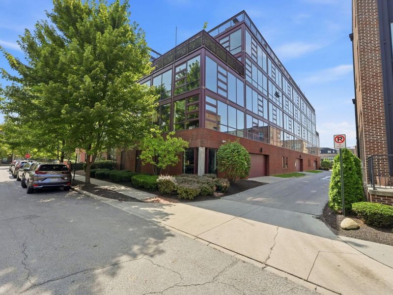 367 Auden Avenue, Unit 304, Columbus, OH 43215 Photo 4
