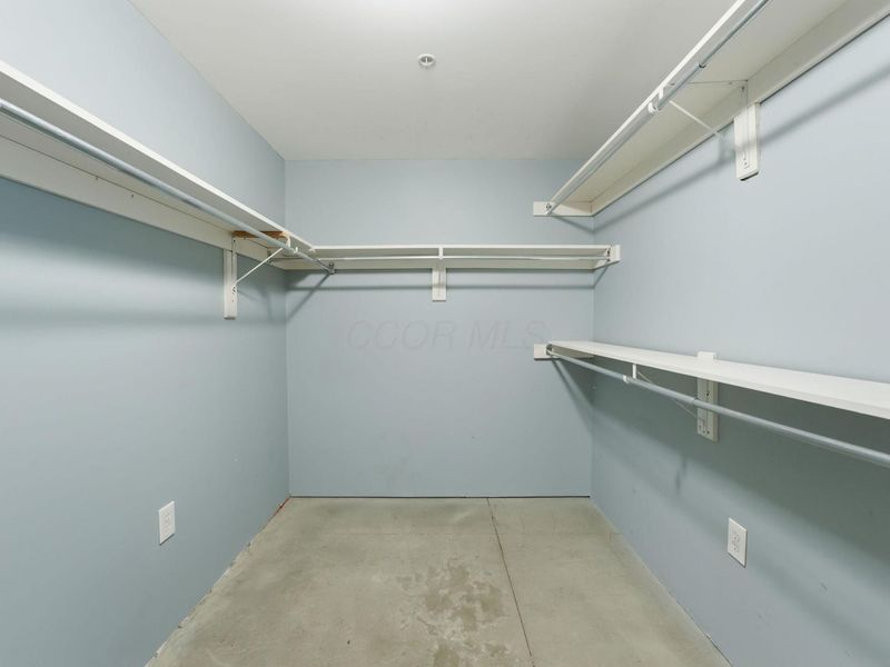367 Auden Avenue, Unit 304, Columbus, OH 43215 Photo 47