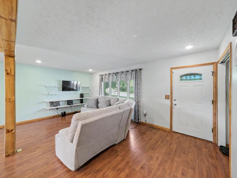 268 Terrence Drive , Bellefontaine, OH 43311 Photo 2