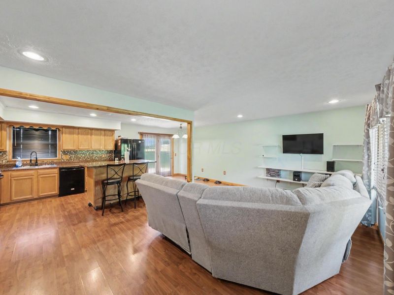 268 Terrence Drive , Bellefontaine, OH 43311 Photo 3