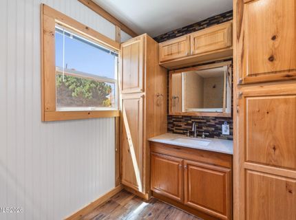 905 S E Street, Virginia City, NV 89440 Photo