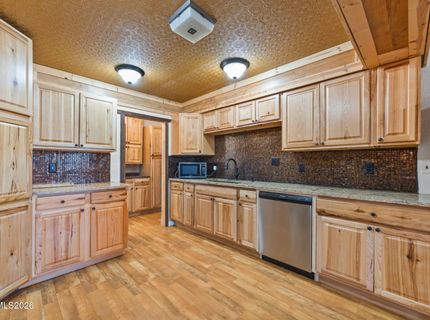 905 S E Street, Virginia City, NV 89440 Photo