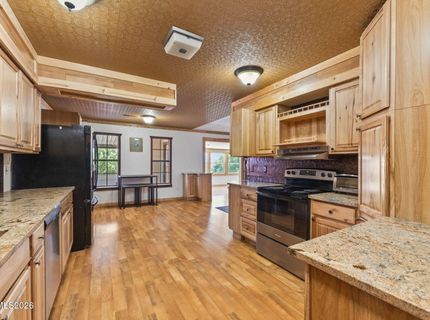 905 S E Street, Virginia City, NV 89440 Photo