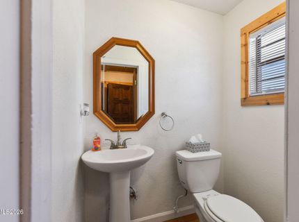 905 S E Street, Virginia City, NV 89440 Photo