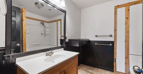 905 S E Street, Virginia City, NV 89440 Photo