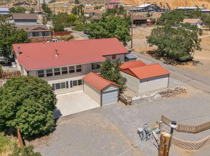 905 S E Street, Virginia City, NV 89440 Photo