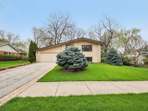 236 Monument Avenue , Barrington, IL 60010